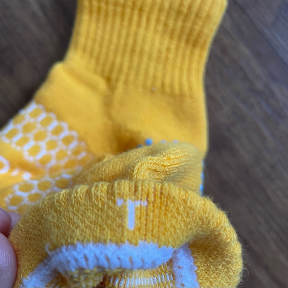 BOMBAS Socks Toddler Kid 4 PAIR Yellow Gripper Red White Crew NEW Kids Youth Boy - Picture 8 of 9